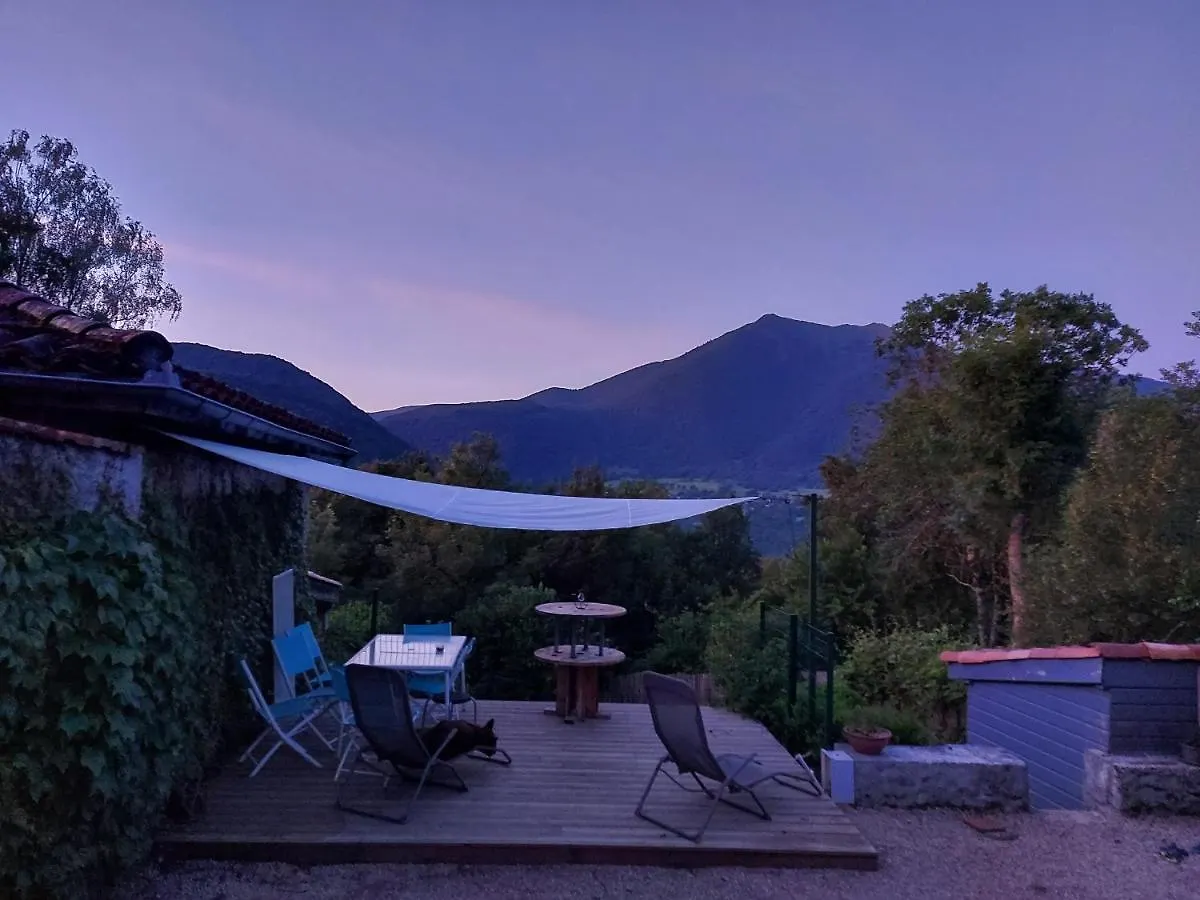 Homestay L'Arbonnaise Apartment